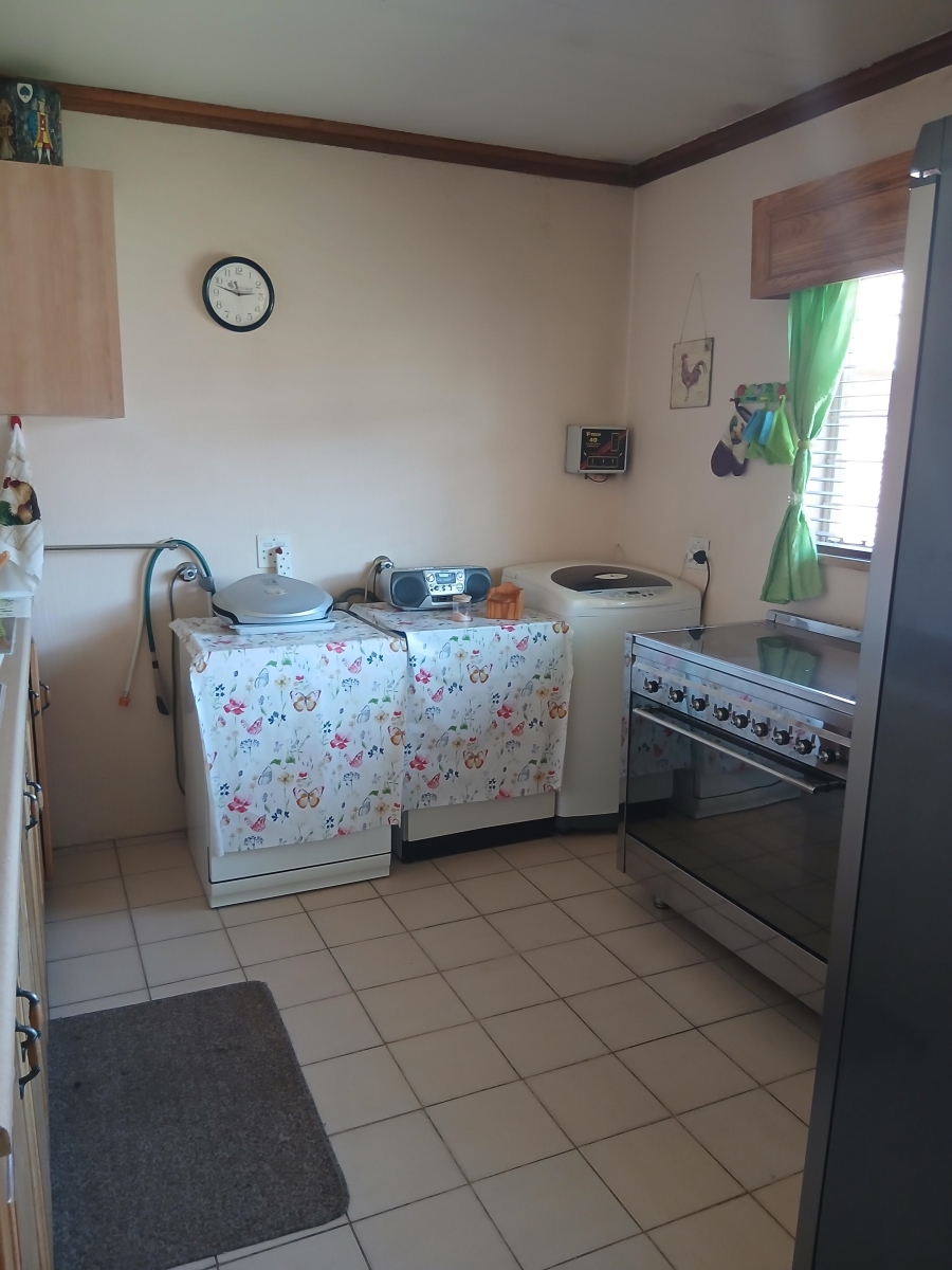 3 Bedroom Property for Sale in Casseldale Gauteng