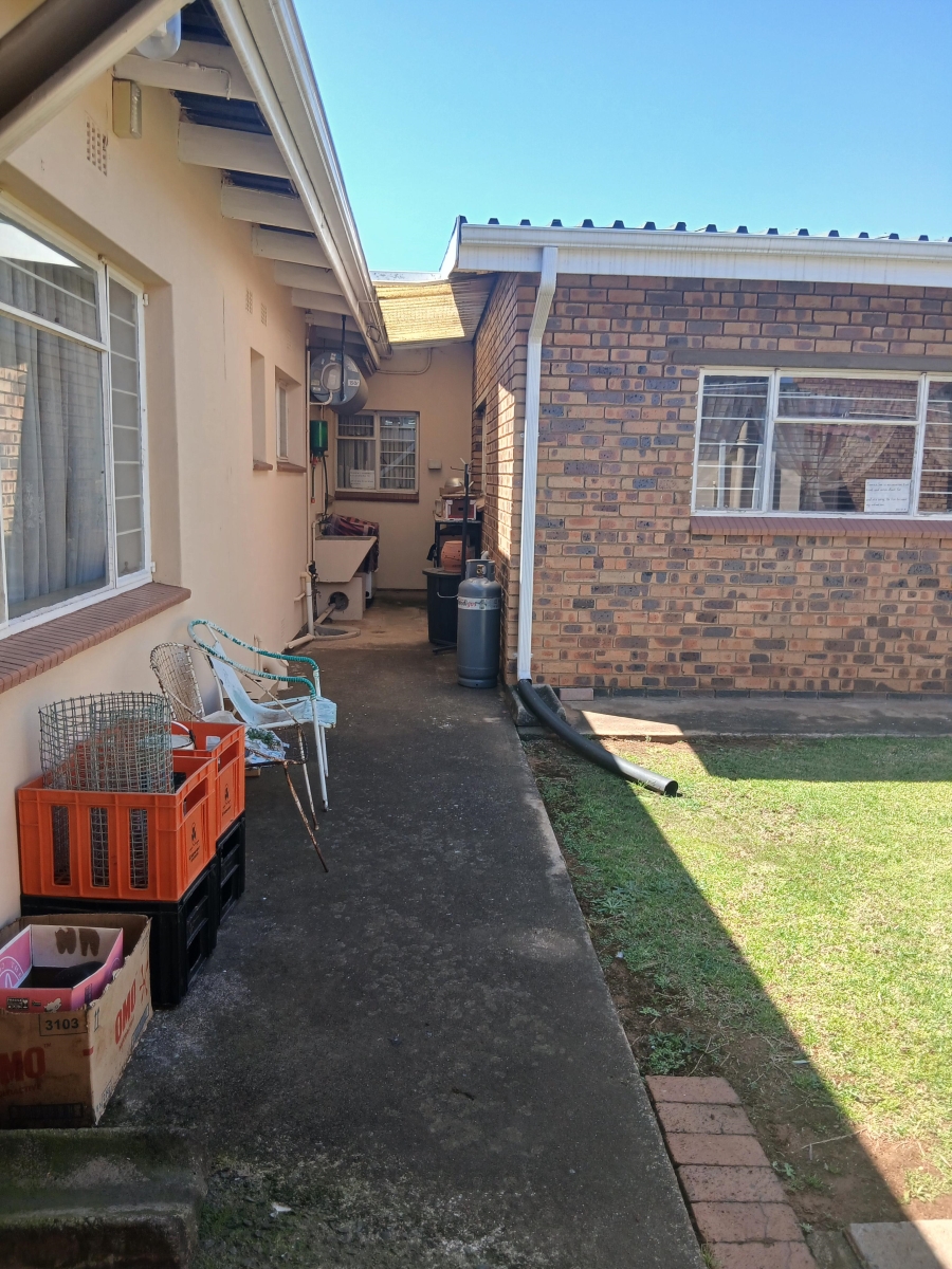3 Bedroom Property for Sale in Casseldale Gauteng