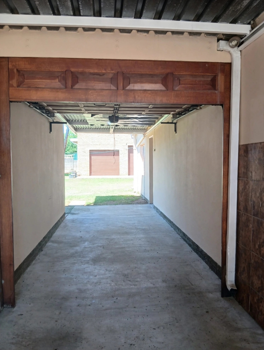 3 Bedroom Property for Sale in Casseldale Gauteng