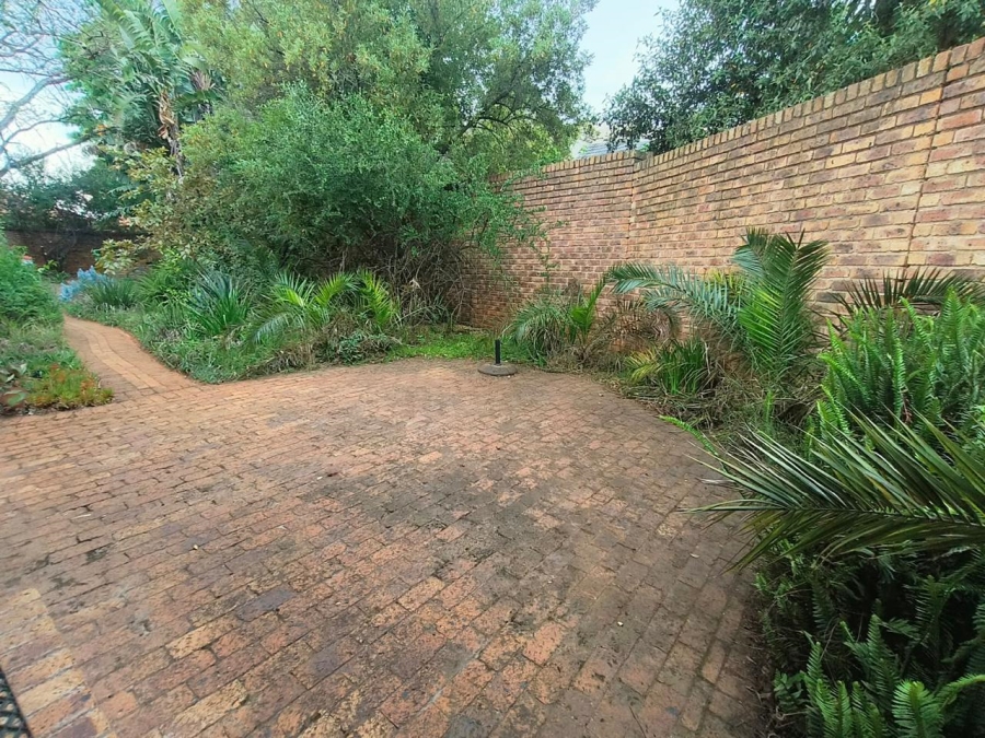 To Let 3 Bedroom Property for Rent in Van Riebeeck Park Gauteng