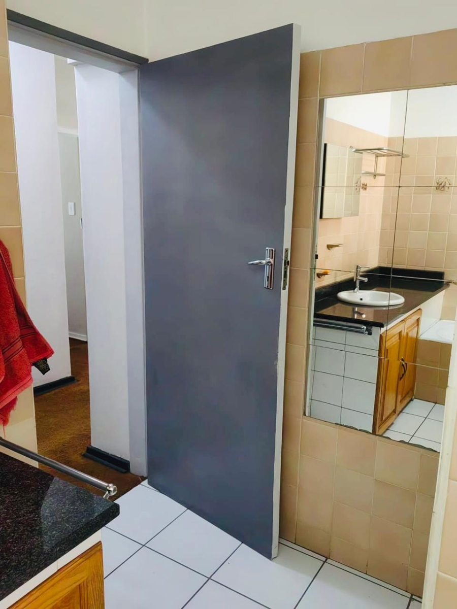 To Let 3 Bedroom Property for Rent in Van Riebeeck Park Gauteng