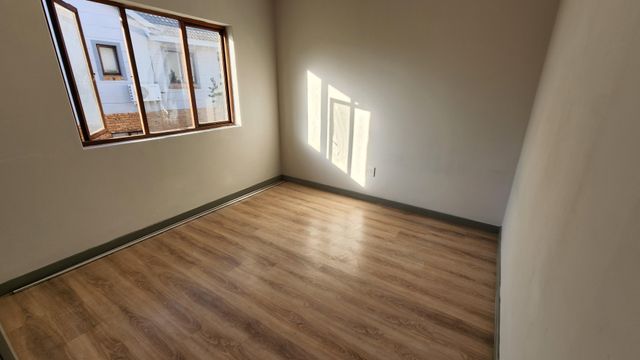 2 Bedroom Property for Sale in Blue Hills Gauteng