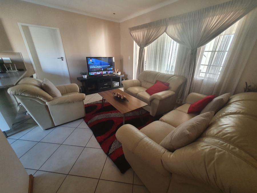 3 Bedroom Property for Sale in Noordwyk Gauteng