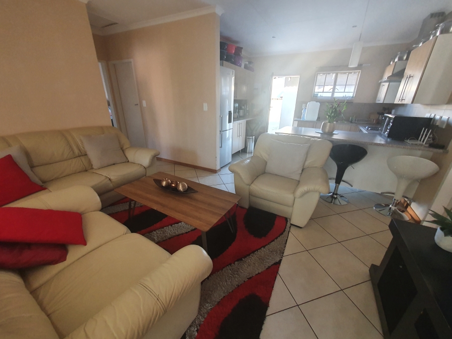 3 Bedroom Property for Sale in Noordwyk Gauteng
