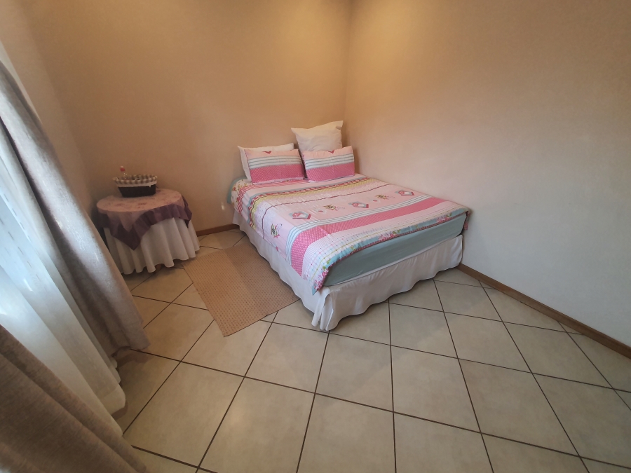 3 Bedroom Property for Sale in Noordwyk Gauteng