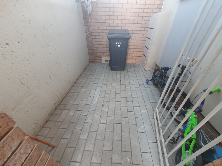 3 Bedroom Property for Sale in Noordwyk Gauteng