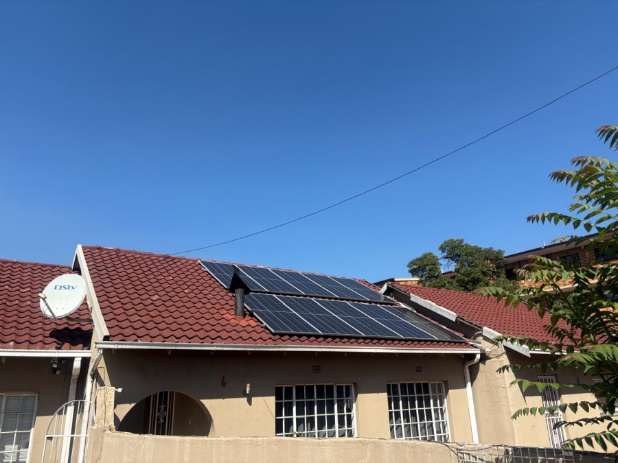 4 Bedroom Property for Sale in Rustivia Gauteng