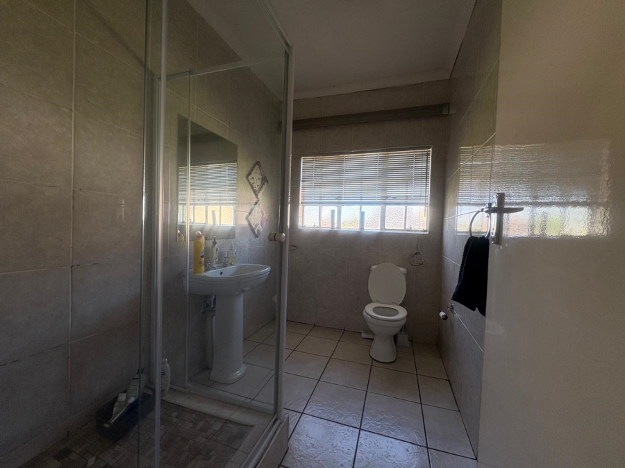 4 Bedroom Property for Sale in Rustivia Gauteng