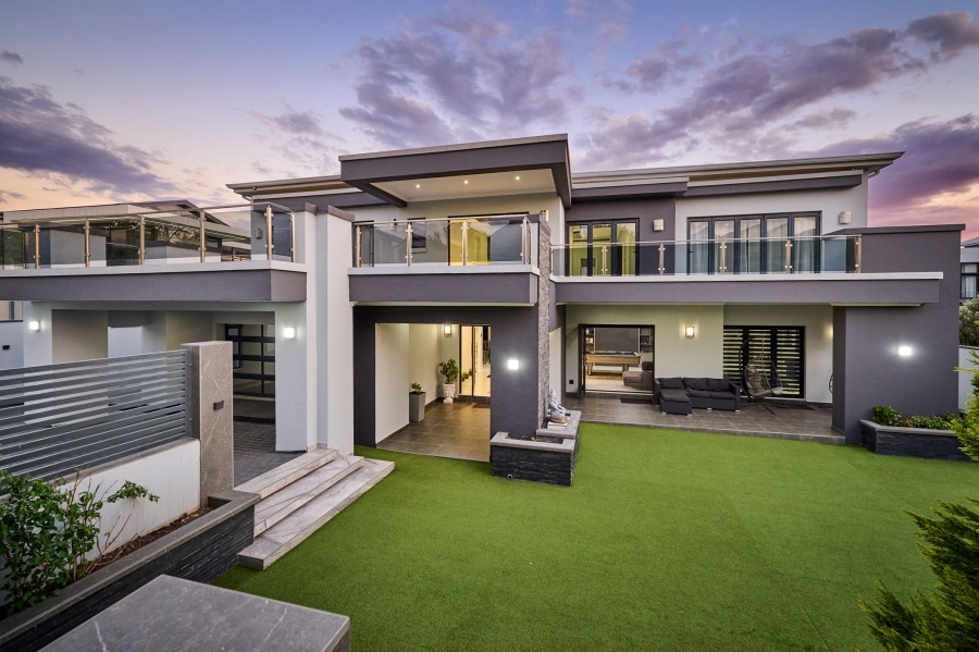 5 Bedroom Property for Sale in Waterfall Country Estate Gauteng