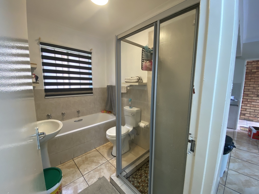 To Let 2 Bedroom Property for Rent in Northgate Gauteng
