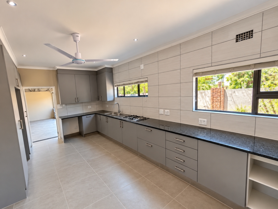 To Let 2 Bedroom Property for Rent in Bedfordview Gauteng
