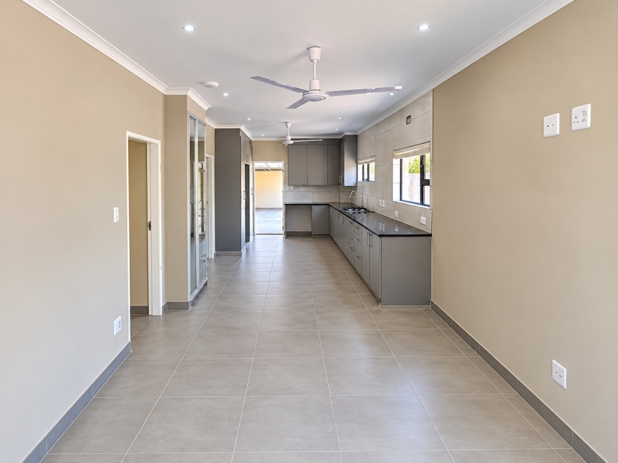 To Let 2 Bedroom Property for Rent in Bedfordview Gauteng