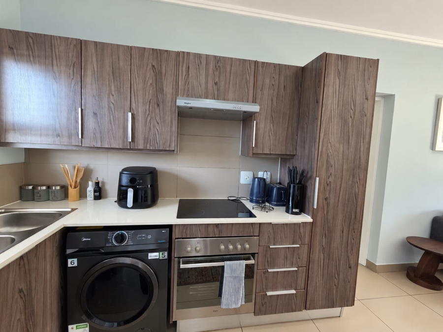 To Let 2 Bedroom Property for Rent in Hurlingham Gauteng