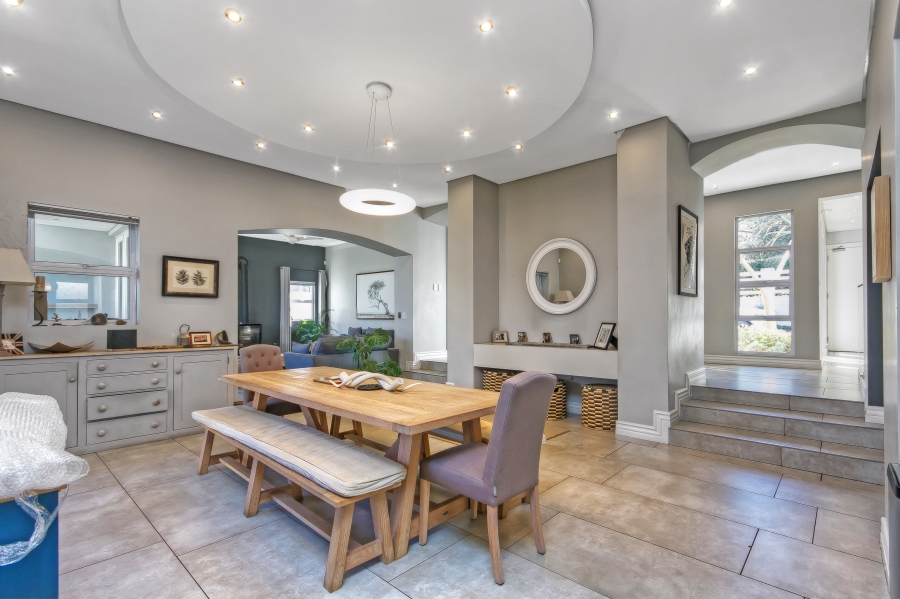 5 Bedroom Property for Sale in Waterfall Country Estate Gauteng