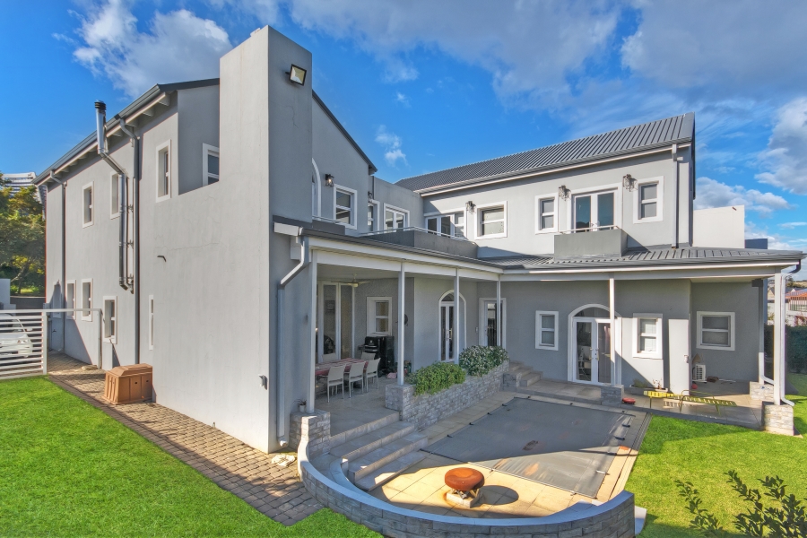 5 Bedroom Property for Sale in Waterfall Country Estate Gauteng