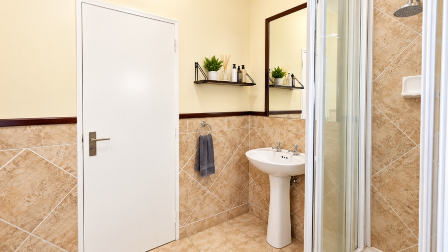 2 Bedroom Property for Sale in Pineslopes Gauteng