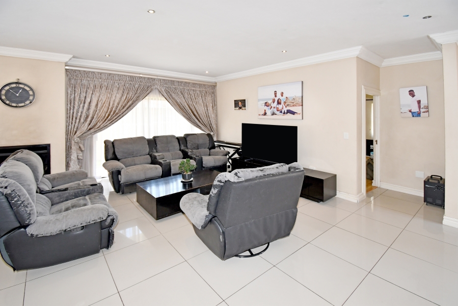 4 Bedroom Property for Sale in Sagewood Gauteng
