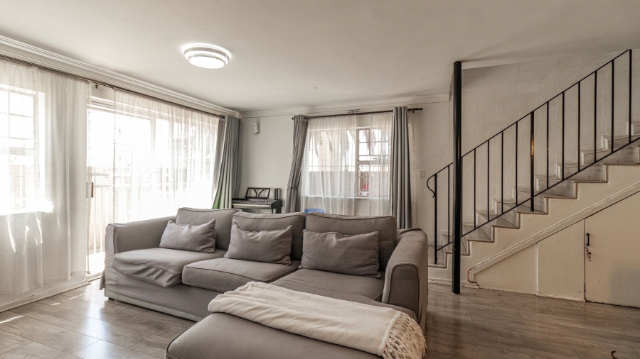 3 Bedroom Property for Sale in Roseacre Gauteng