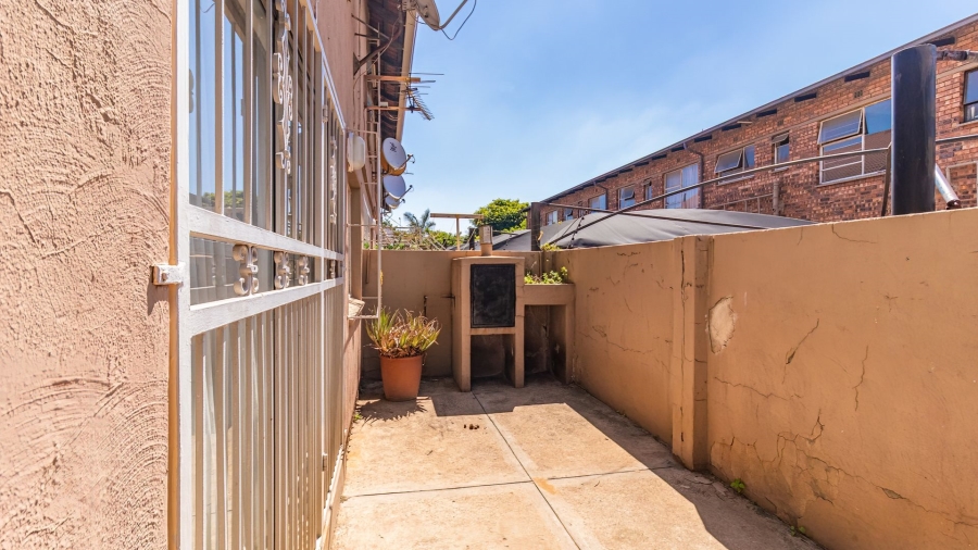 3 Bedroom Property for Sale in Roseacre Gauteng