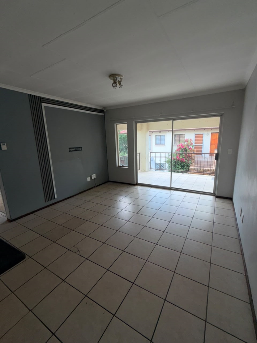 To Let 2 Bedroom Property for Rent in Wilgeheuwel Gauteng