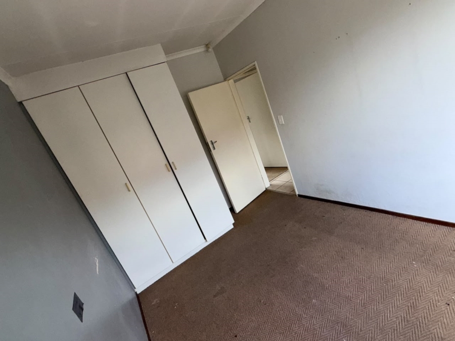 To Let 2 Bedroom Property for Rent in Wilgeheuwel Gauteng
