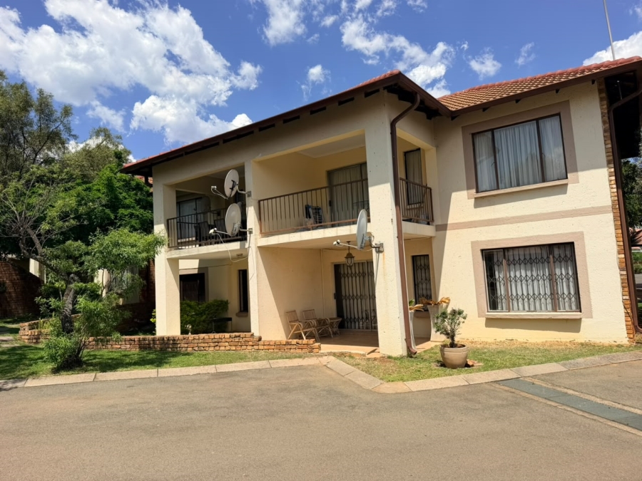 To Let 2 Bedroom Property for Rent in Wilgeheuwel Gauteng