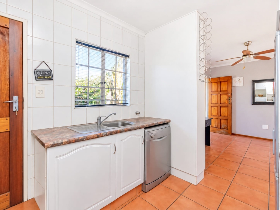 2 Bedroom Property for Sale in Allens Nek Gauteng