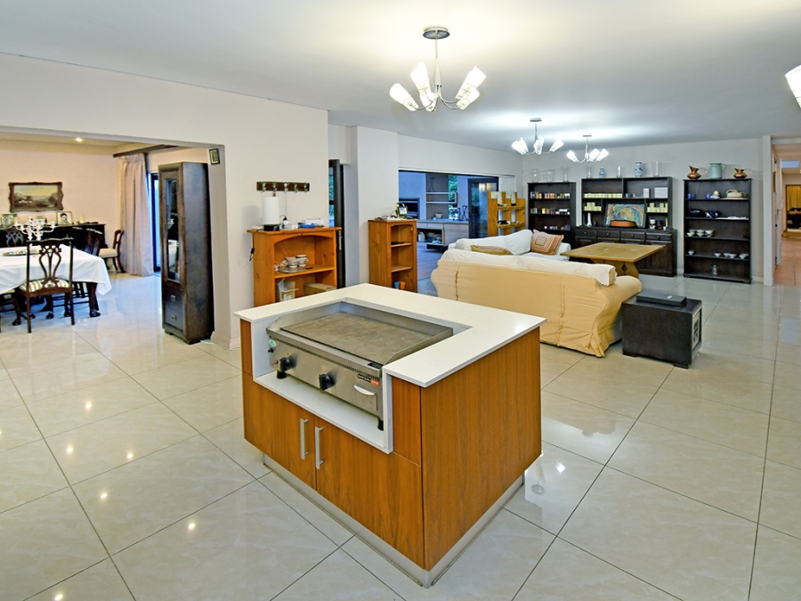 6 Bedroom Property for Sale in Bryanston Gauteng