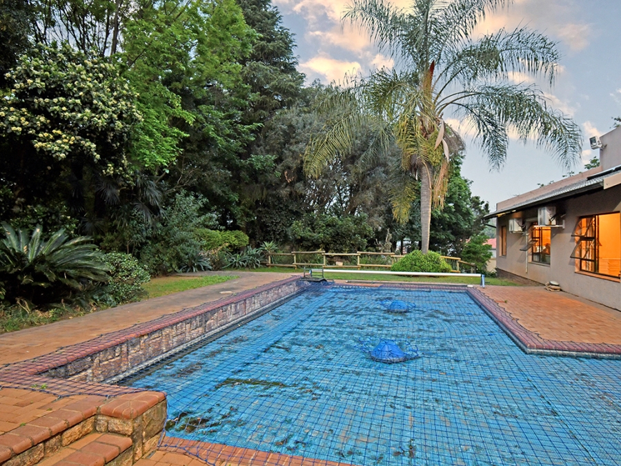 6 Bedroom Property for Sale in Bryanston Gauteng
