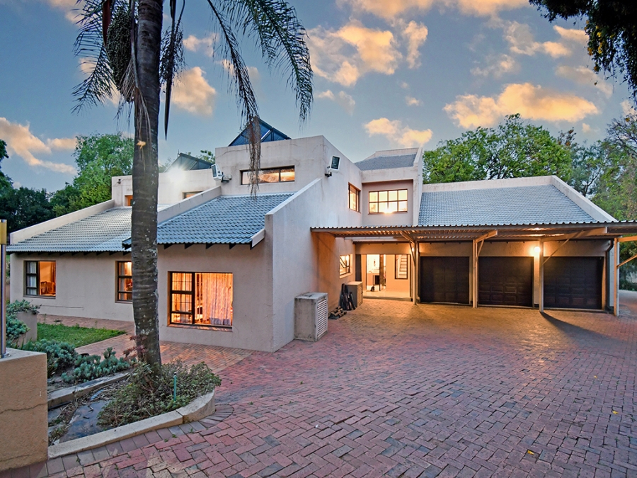 6 Bedroom Property for Sale in Bryanston Gauteng