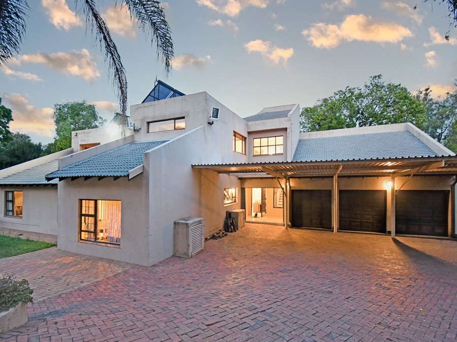 6 Bedroom Property for Sale in Bryanston Gauteng