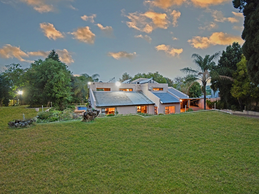 6 Bedroom Property for Sale in Bryanston Gauteng