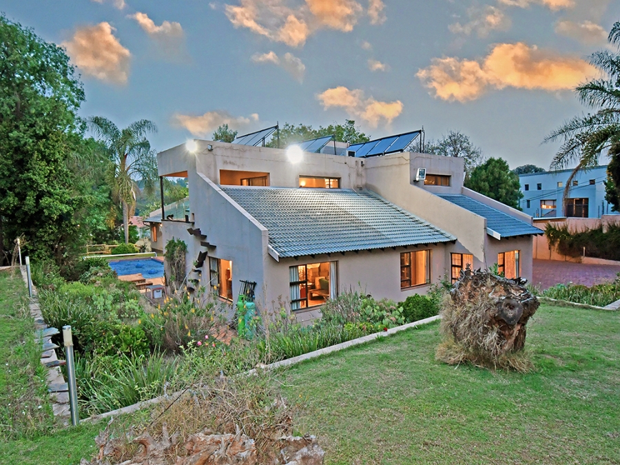 6 Bedroom Property for Sale in Bryanston Gauteng