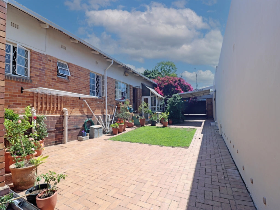 4 Bedroom Property for Sale in Sydenham Gauteng