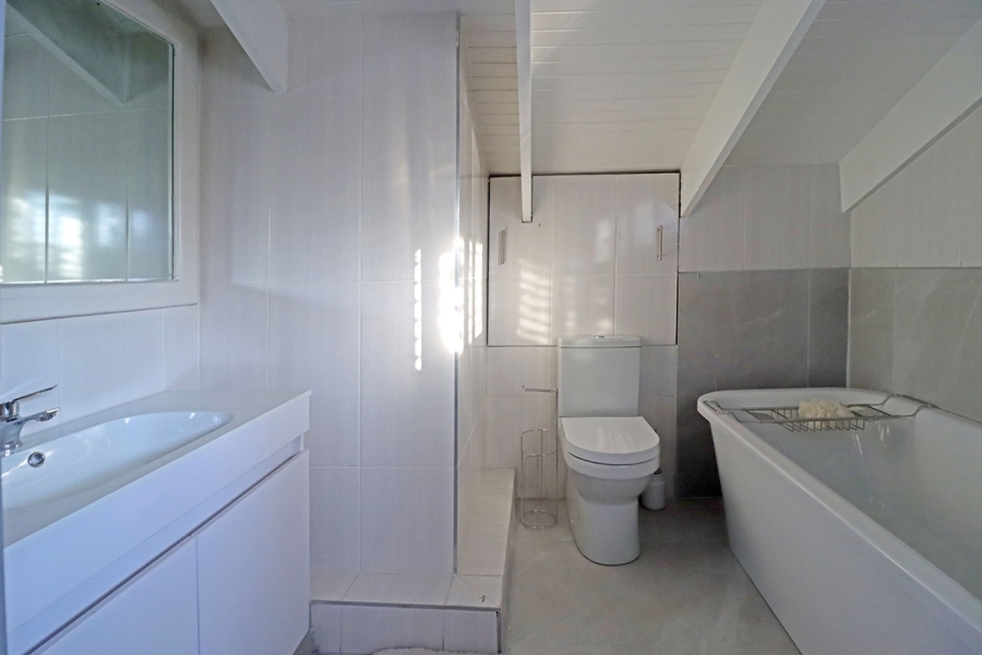 3 Bedroom Property for Sale in Bryanston Gauteng