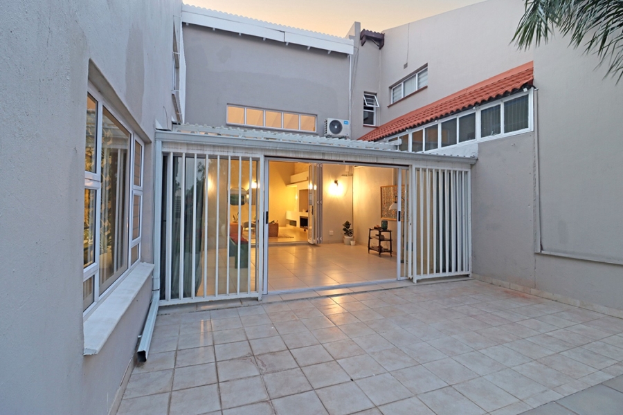 3 Bedroom Property for Sale in Bryanston Gauteng