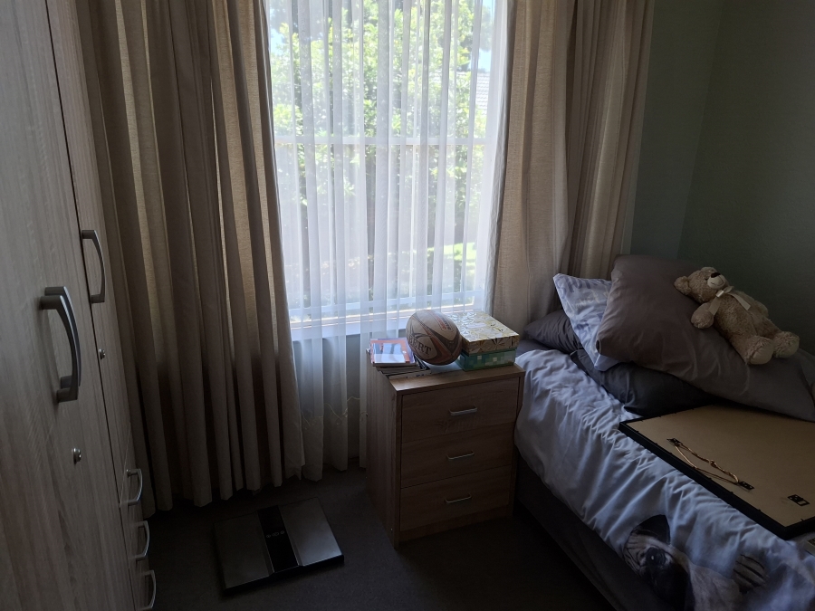 5 Bedroom Property for Sale in Wilro Park Gauteng