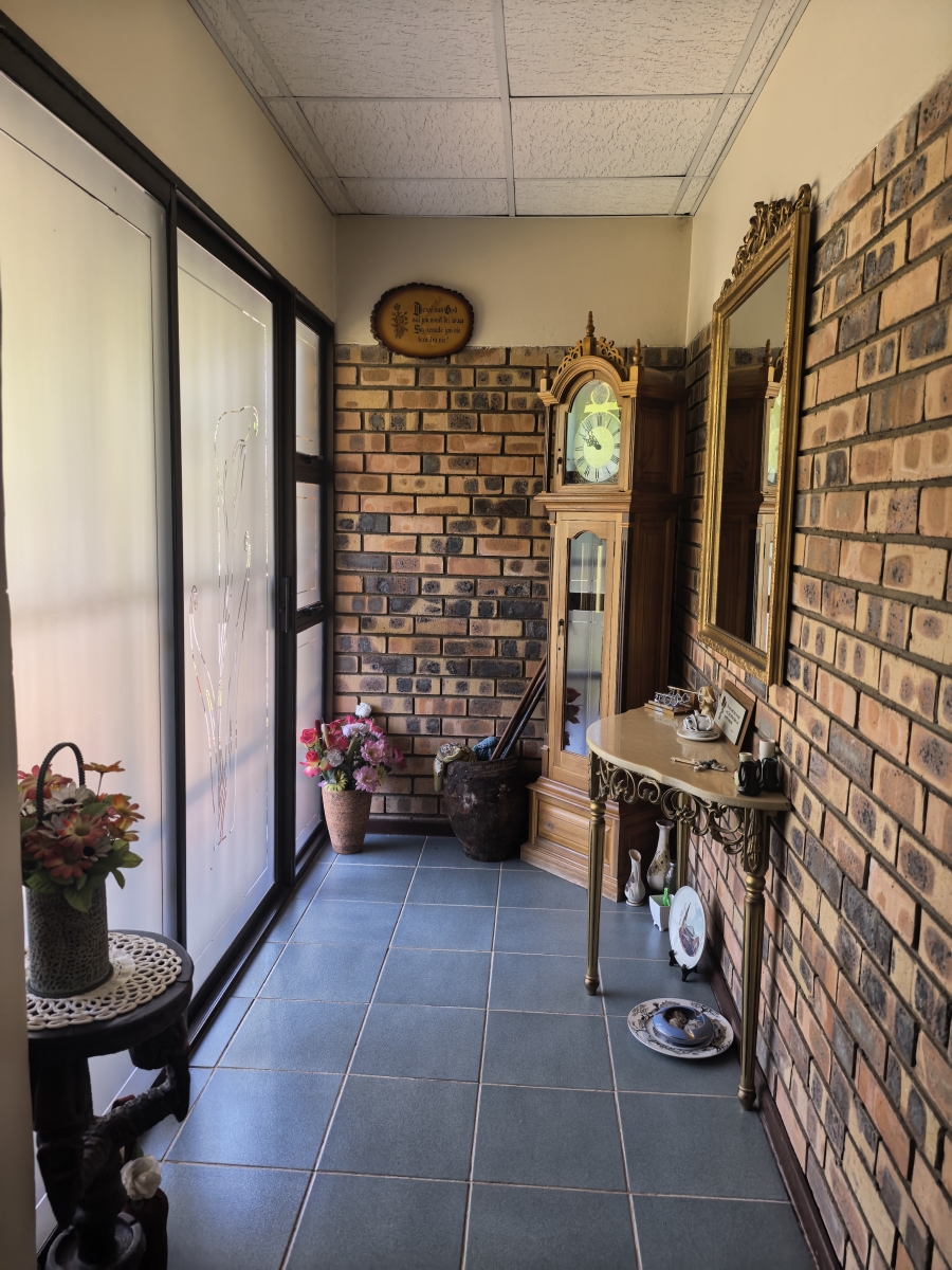 2 Bedroom Property for Sale in Cullinan Gauteng