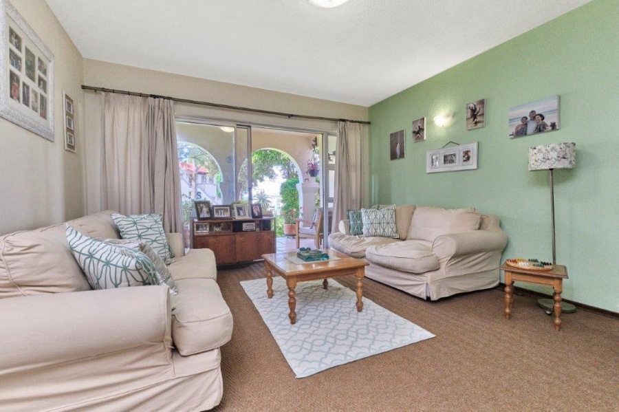 2 Bedroom Property for Sale in Bryanston Gauteng