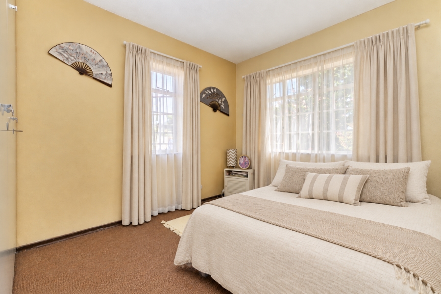 2 Bedroom Property for Sale in Bryanston Gauteng