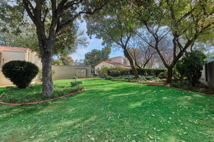 2 Bedroom Property for Sale in Bryanston Gauteng