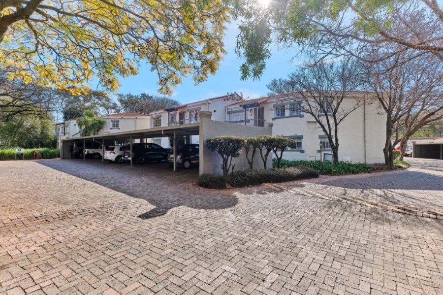 2 Bedroom Property for Sale in Bryanston Gauteng