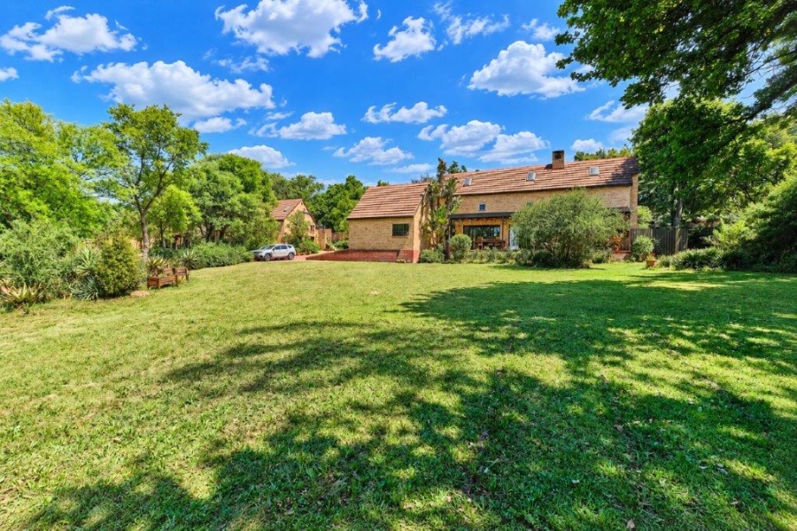 10 Bedroom Property for Sale in Buccleuch Gauteng