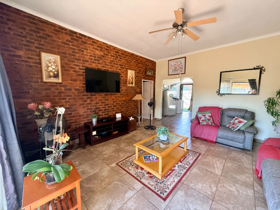 11 Bedroom Property for Sale in Wolmer Gauteng