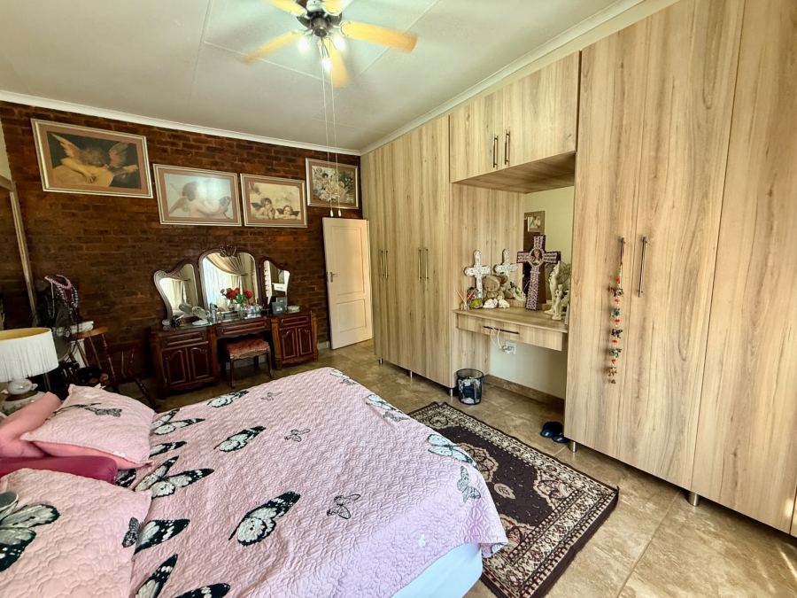 11 Bedroom Property for Sale in Wolmer Gauteng