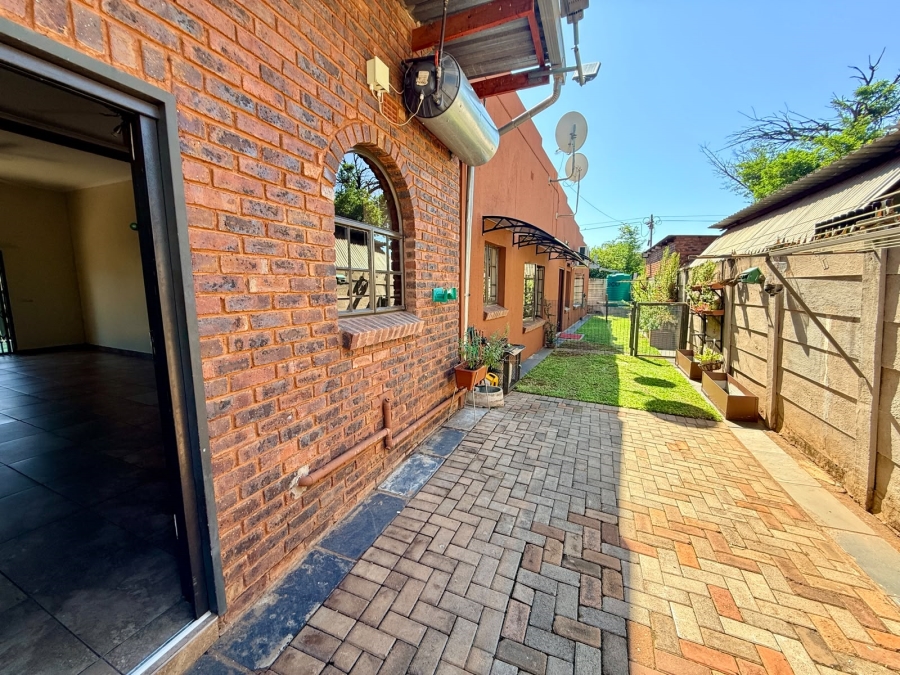 11 Bedroom Property for Sale in Wolmer Gauteng