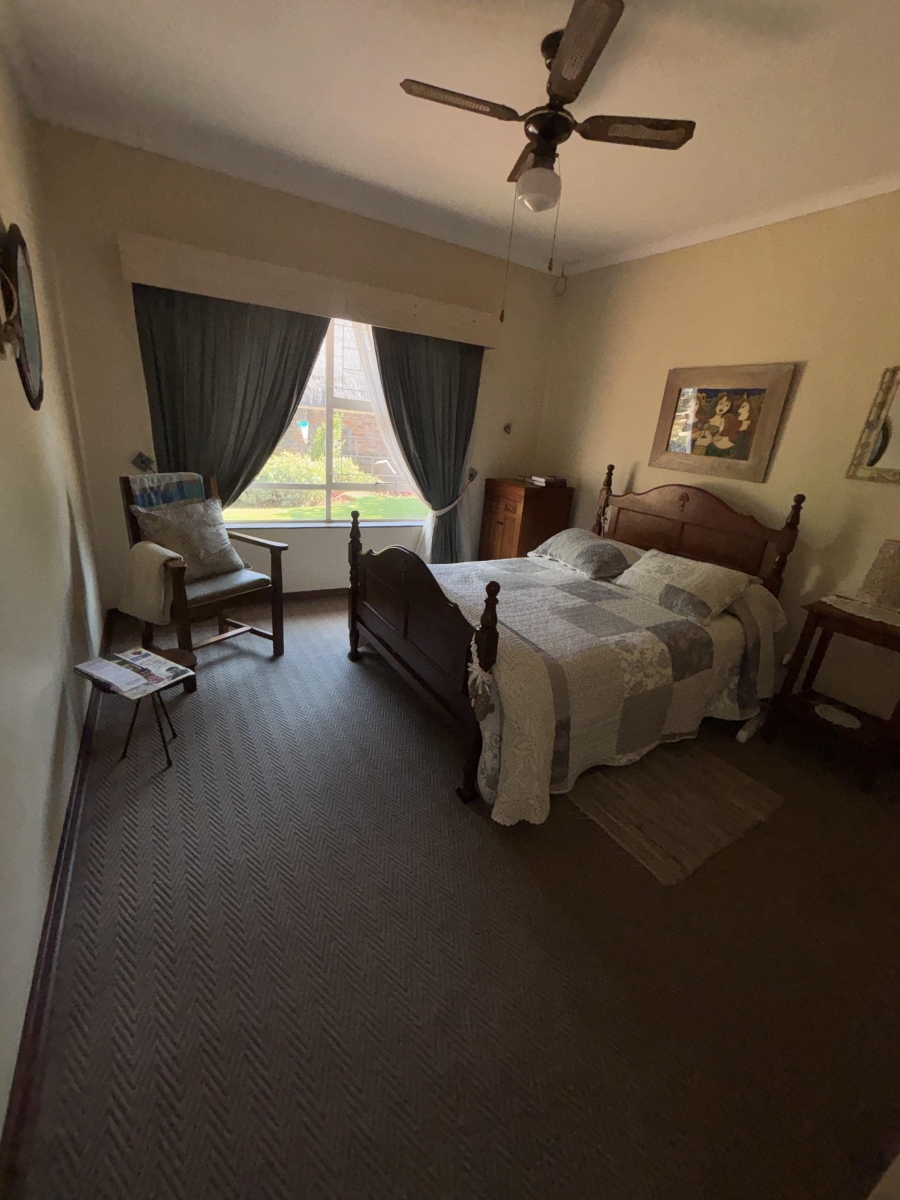 4 Bedroom Property for Sale in Garsfontein Gauteng