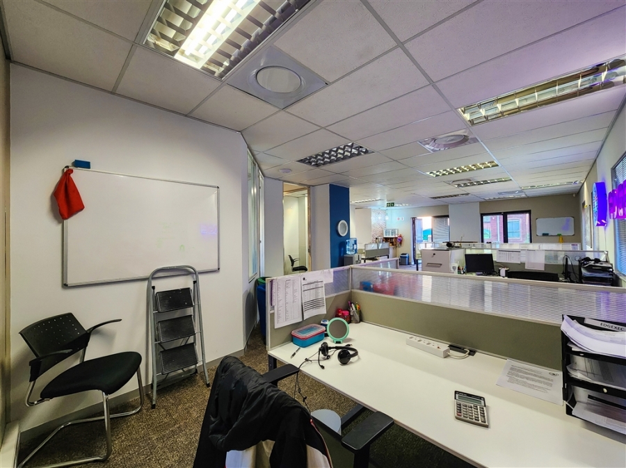 To Let Commercial Property for Rent in Fourways Gauteng
