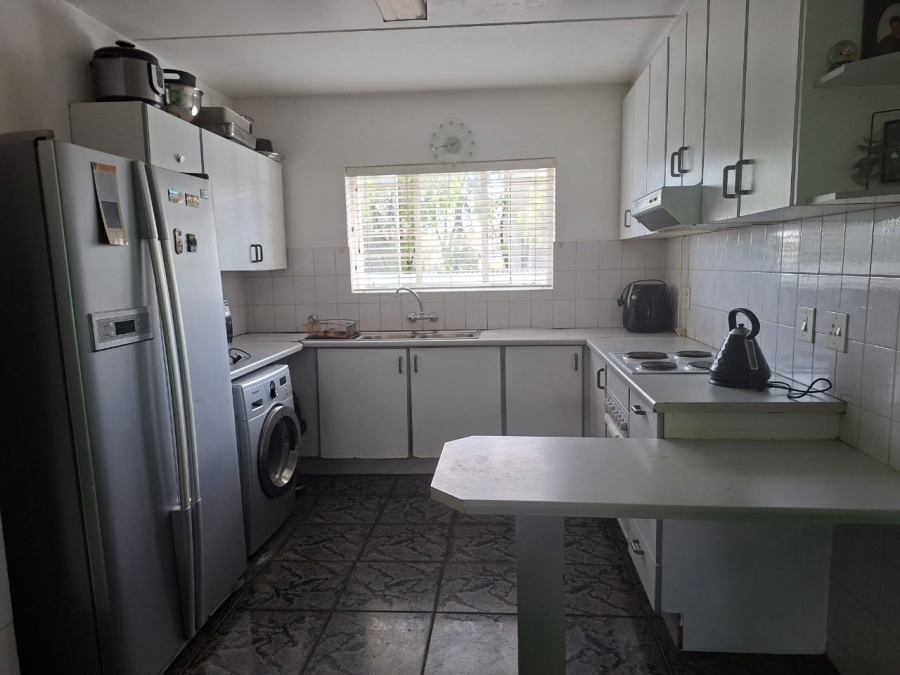 3 Bedroom Property for Sale in Halfway Gardens Gauteng