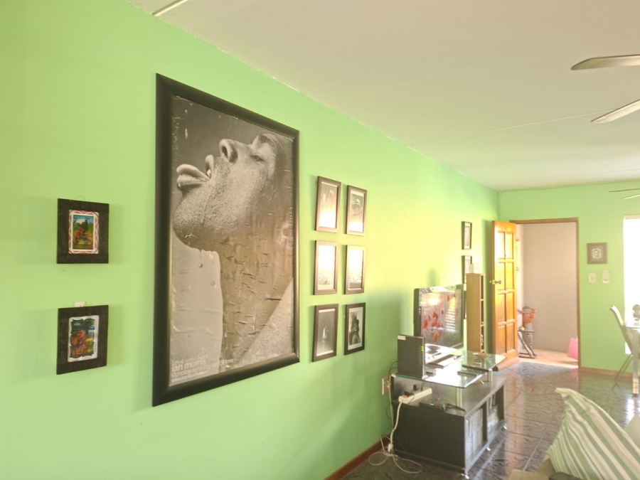 3 Bedroom Property for Sale in Halfway Gardens Gauteng